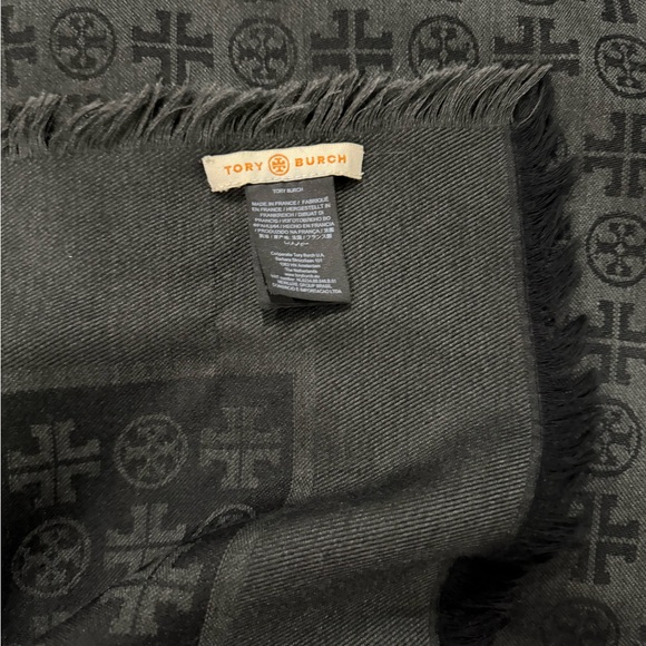 Tory Burch Scarf - Picture 3 of 3